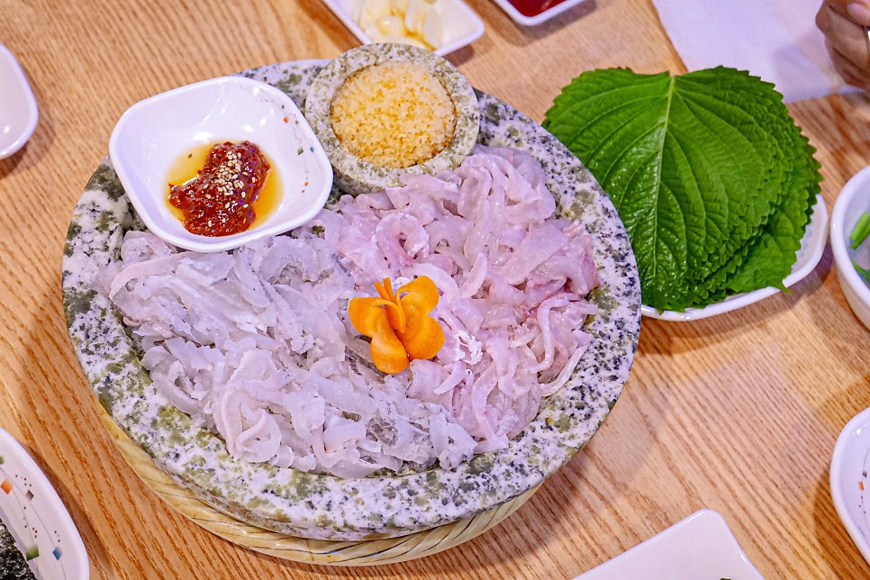 유쾌한회세꼬시 해초쌈