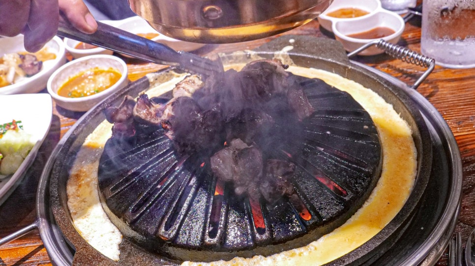 참나무장작구이 초벌 상태