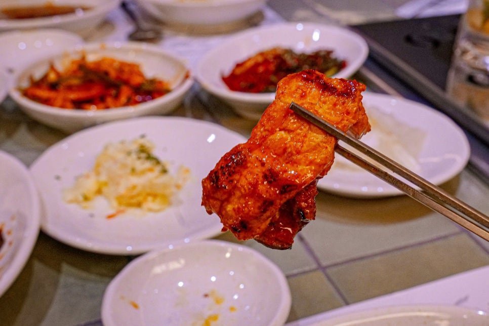미복정 양념구이 한 점