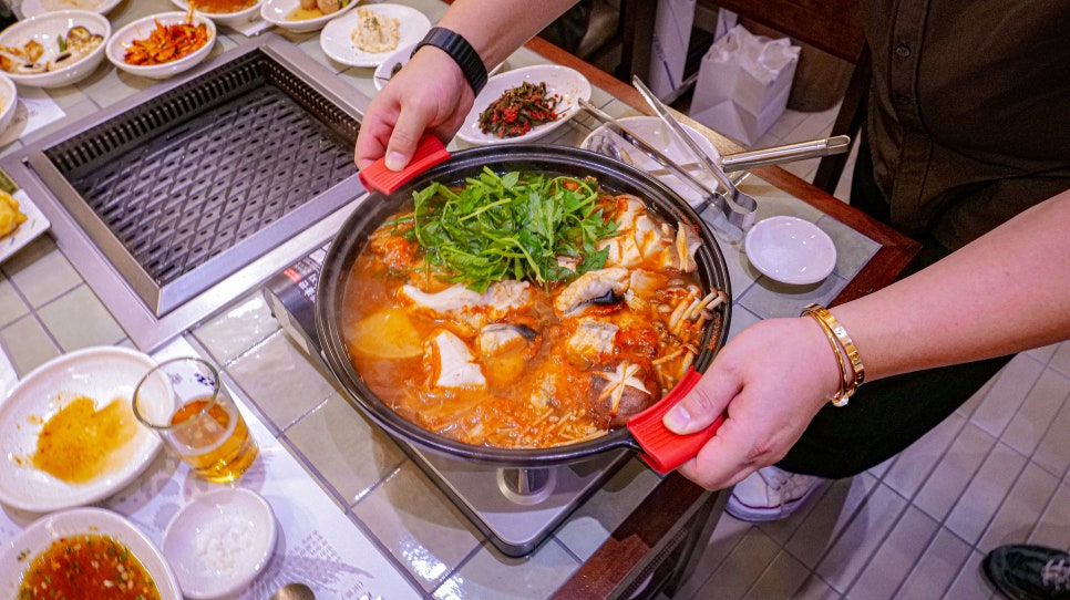 미복정 시라꼬 튀김 단면