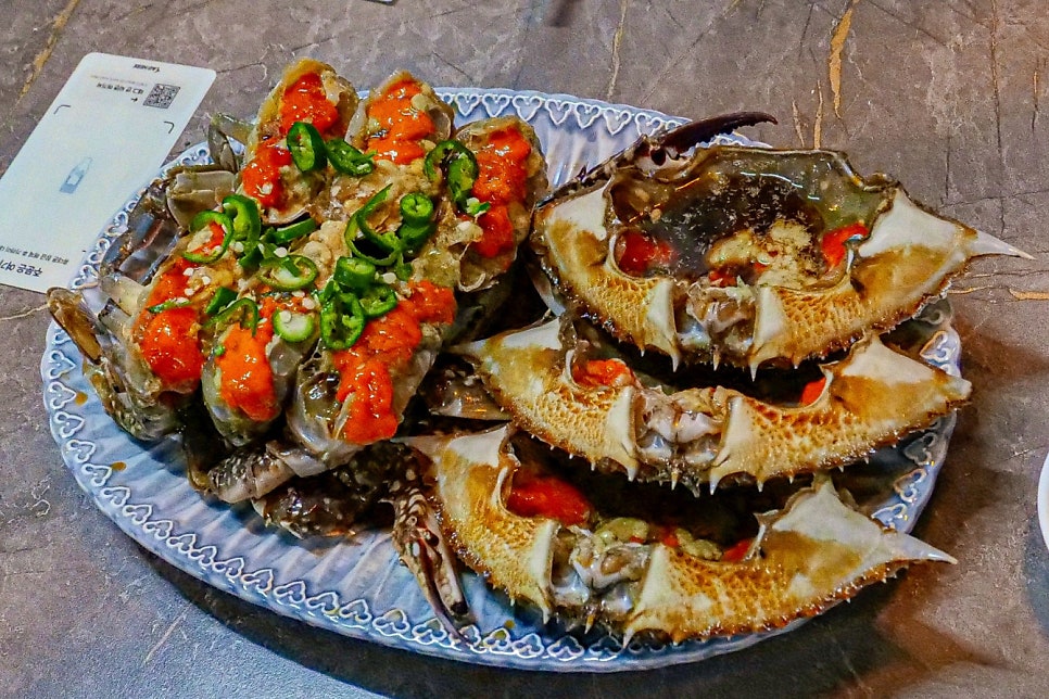 게미식당 간장게장 접시